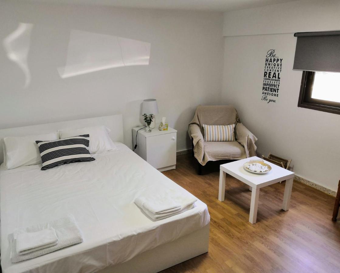 Guest Apartments Limassol Luaran gambar